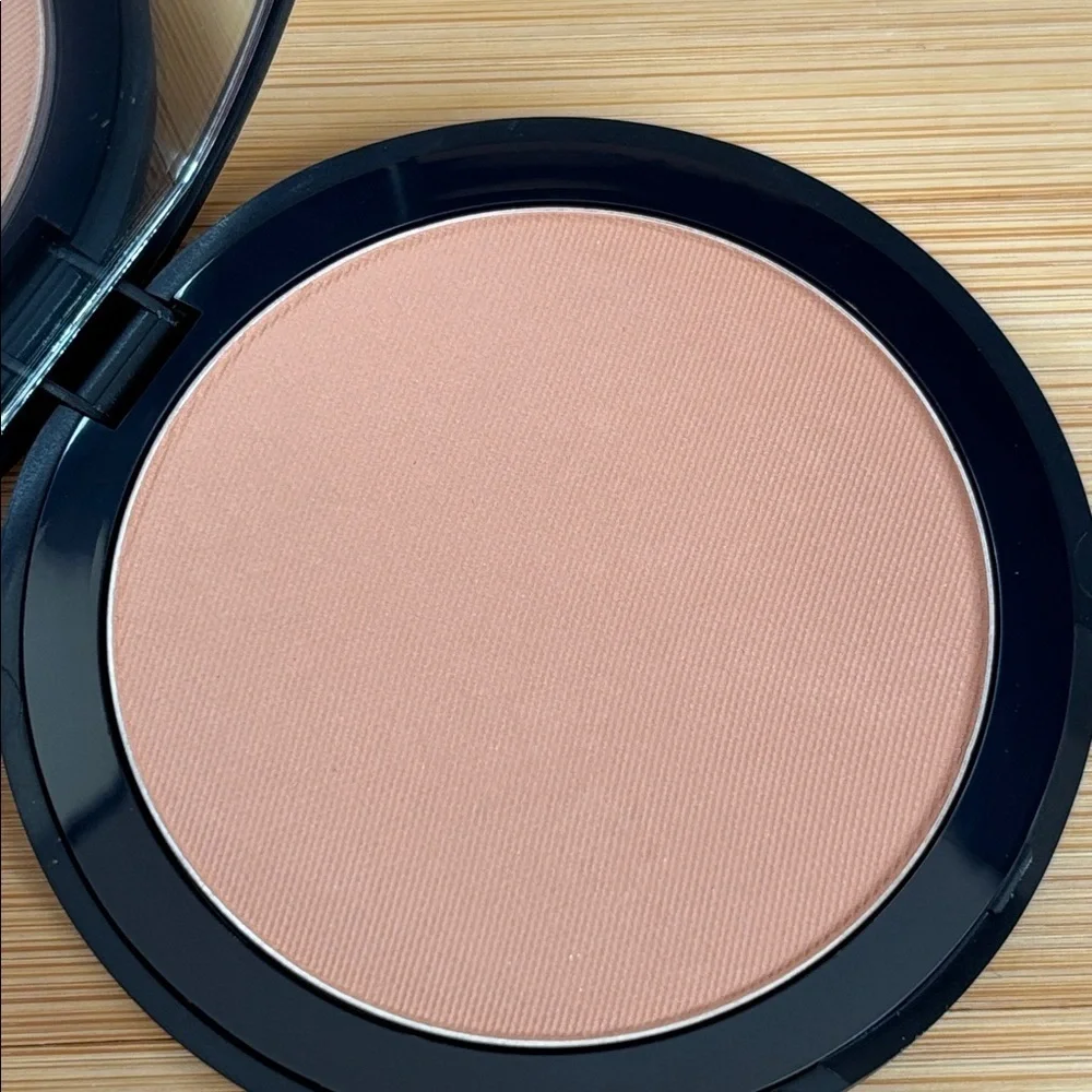 Brand New NARS Soft Matte Advanced Perfecting Powder Offshore Multi-Purpose